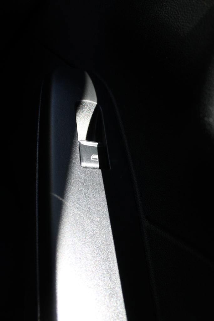 Used 2024 Ford Escape Platinum AWD/4WD image 25