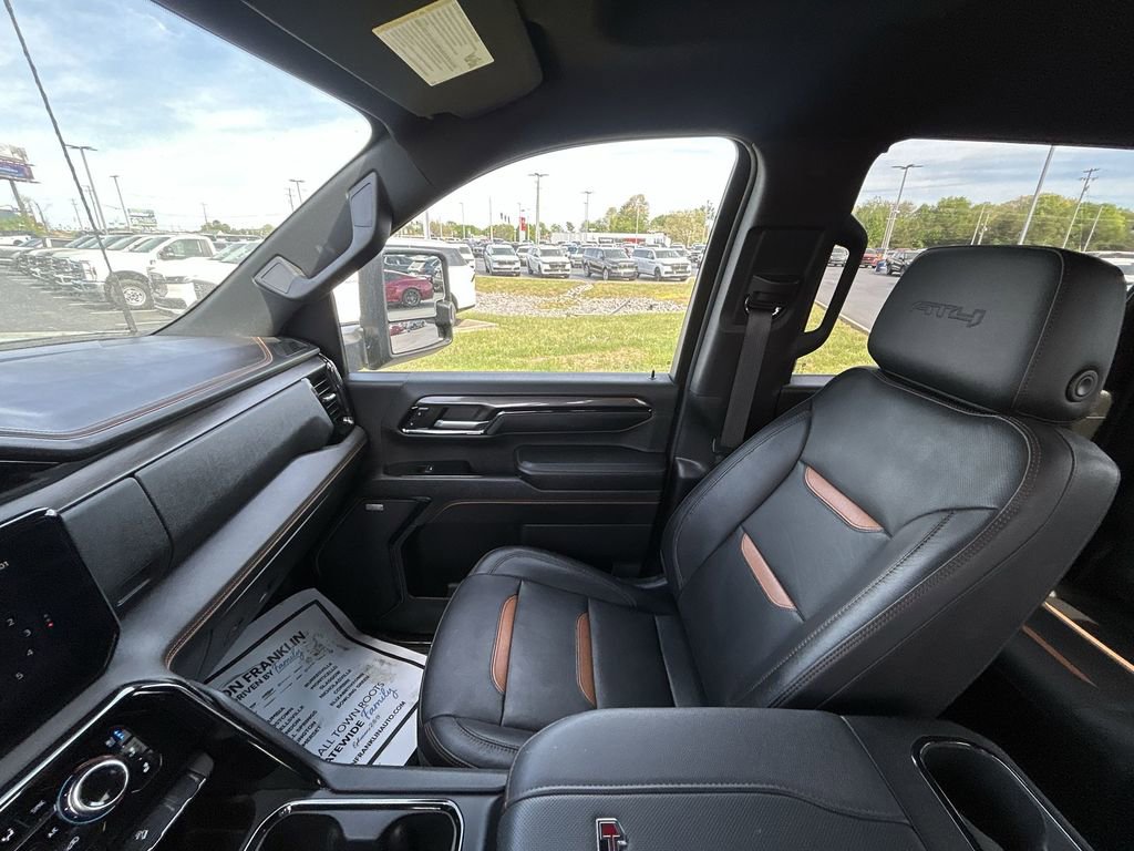 Used 2024 GMC Sierra 2500 AT4 AWD/4WD image 13