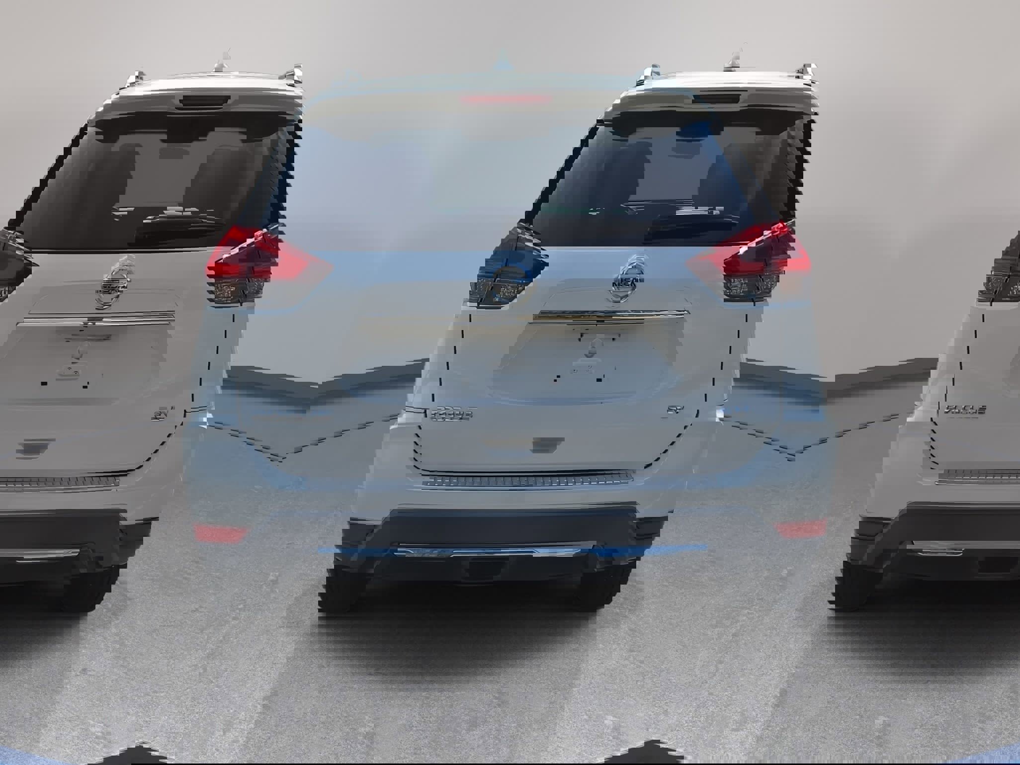 Used 2018 Nissan Rogue SV image 6