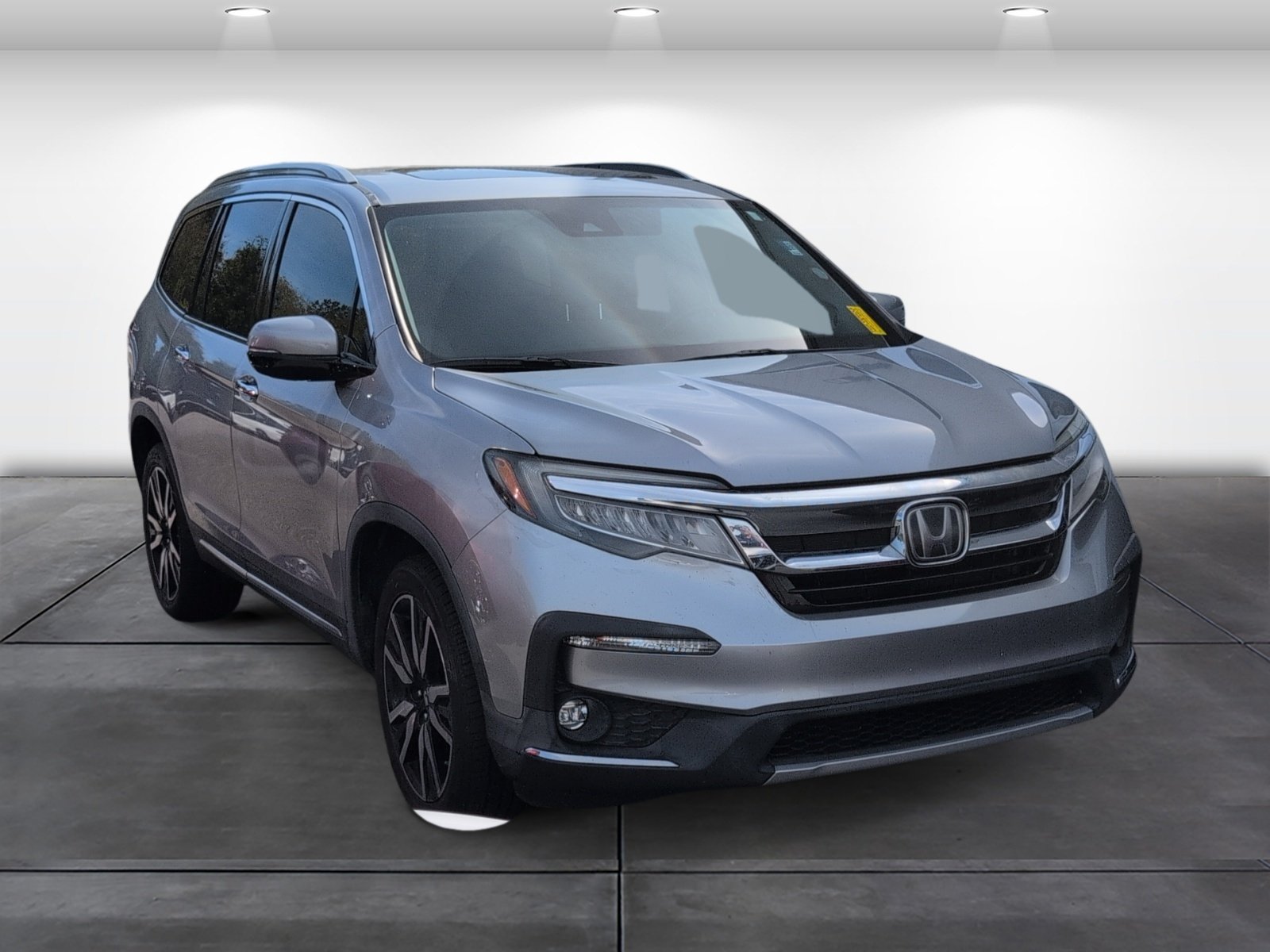Certified 2020 Honda Pilot Touring image 2