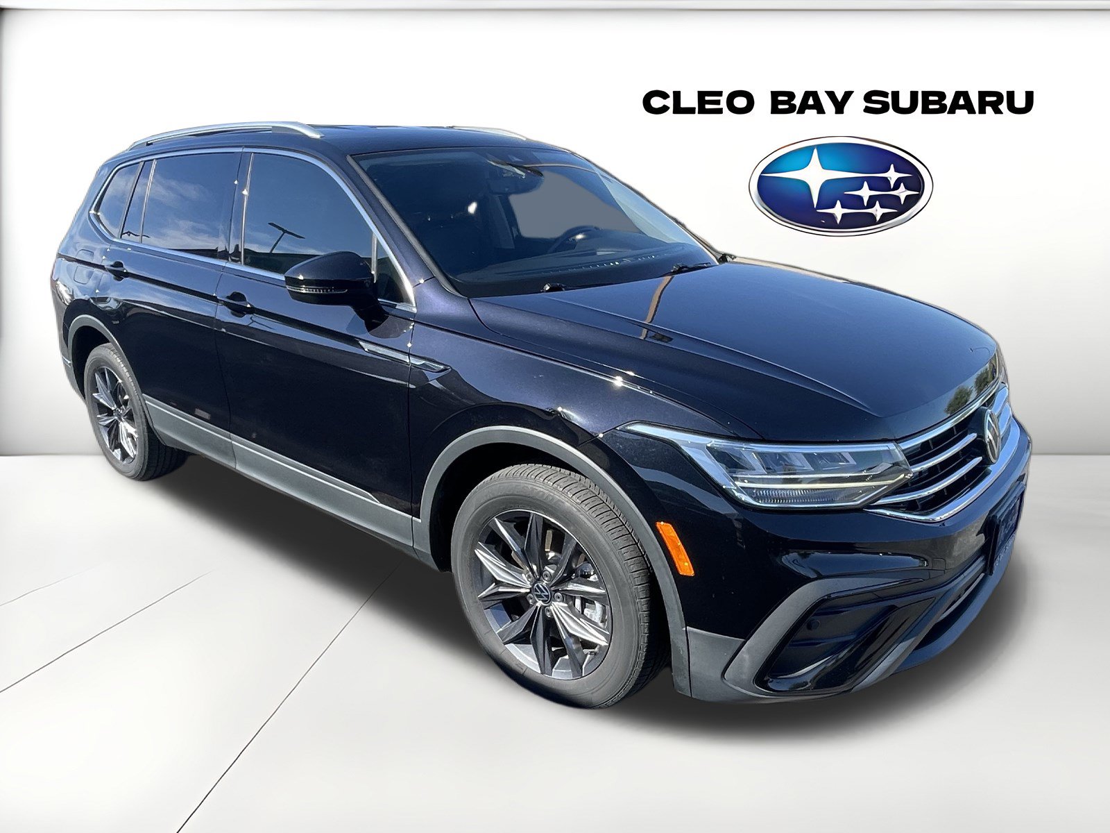 Used 2023 Volkswagen Tiguan SE