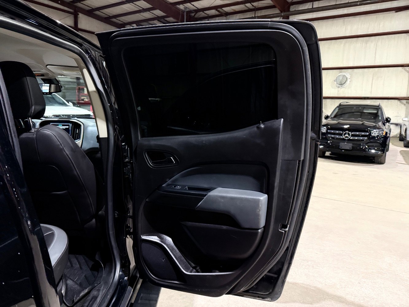 Used 2018 Chevrolet Colorado Z71 AWD/4WD image 20