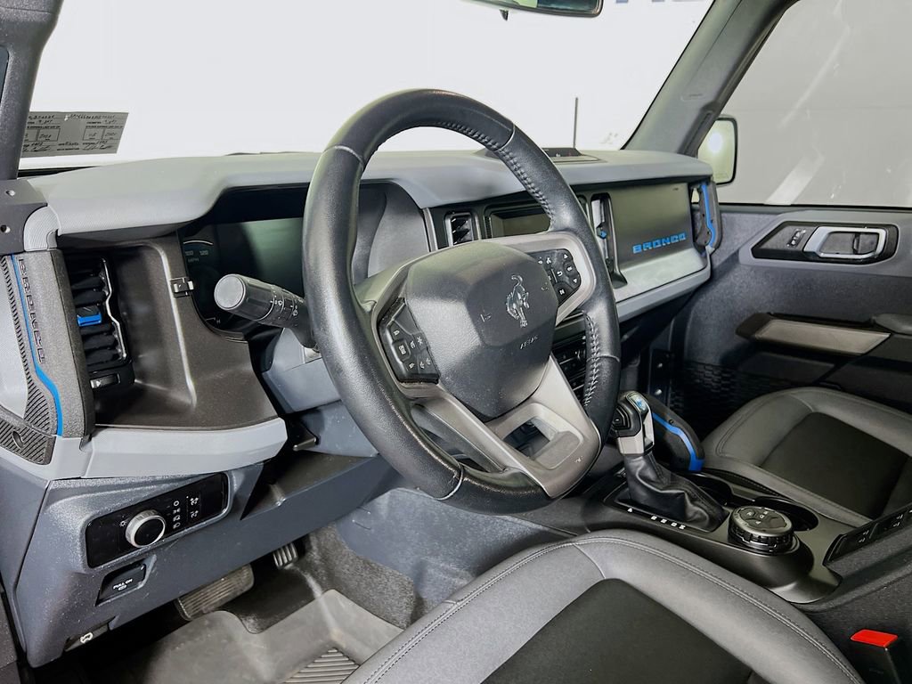 Certified 2023 Ford Bronco Black Diamond image 11