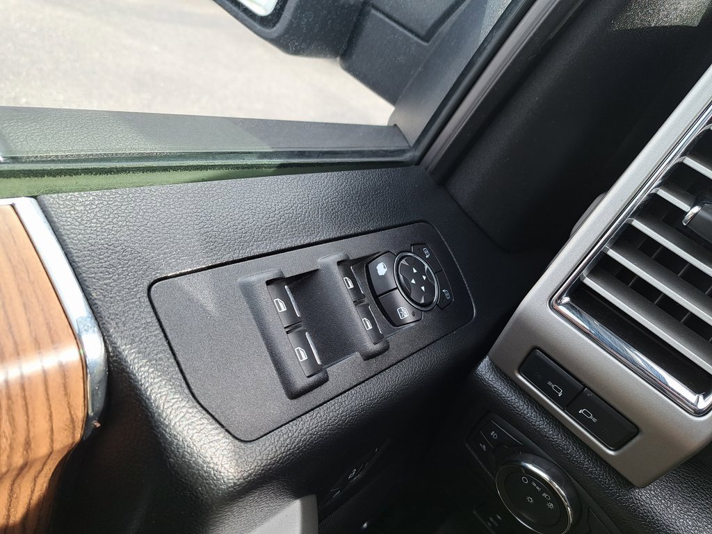 Used 2016 Ford F150 Lariat w/ Equipment Group 502A Luxury image 27