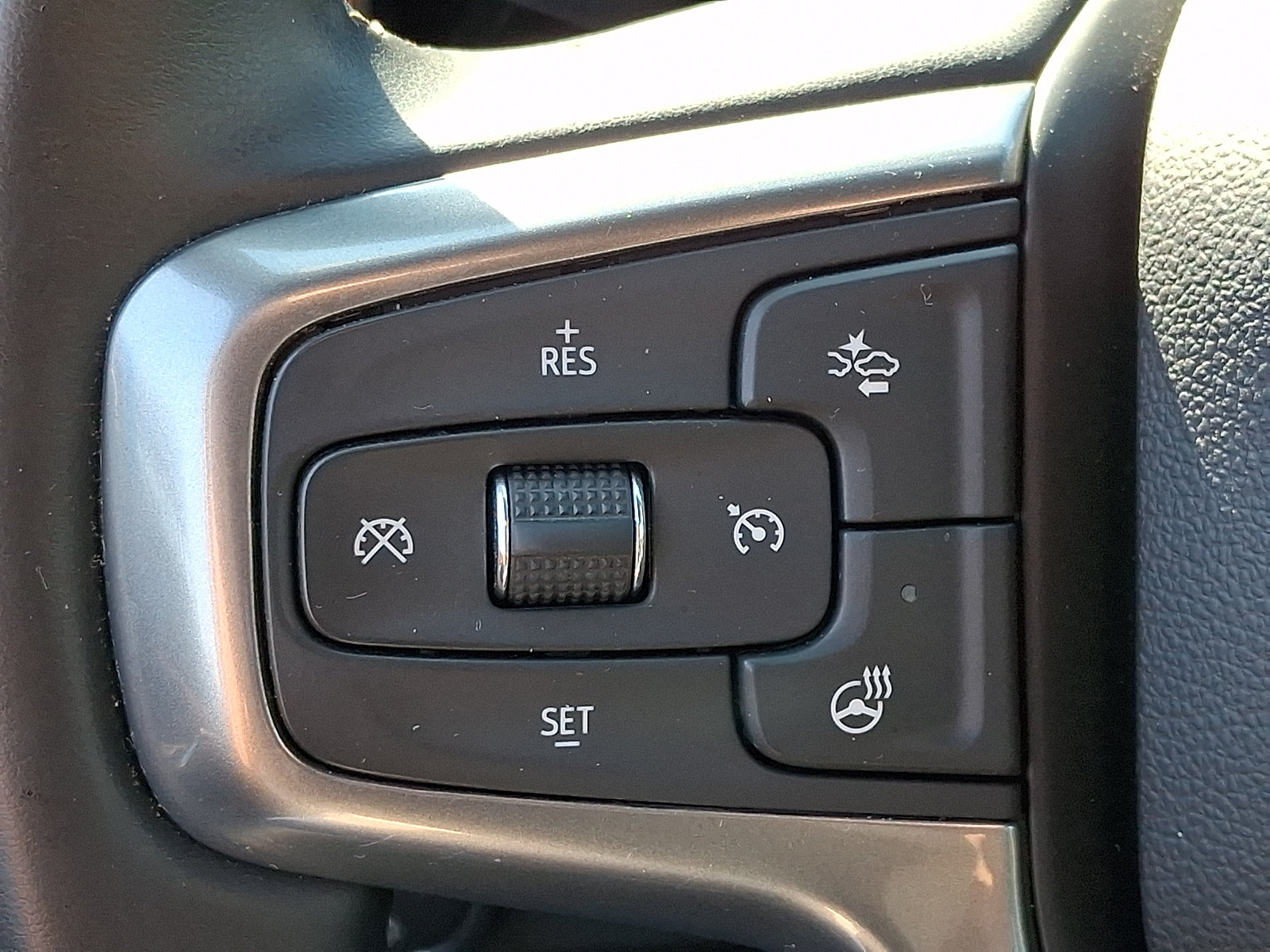Certified 2025 Chevrolet Silverado 1500 LT AWD/4WD image 21