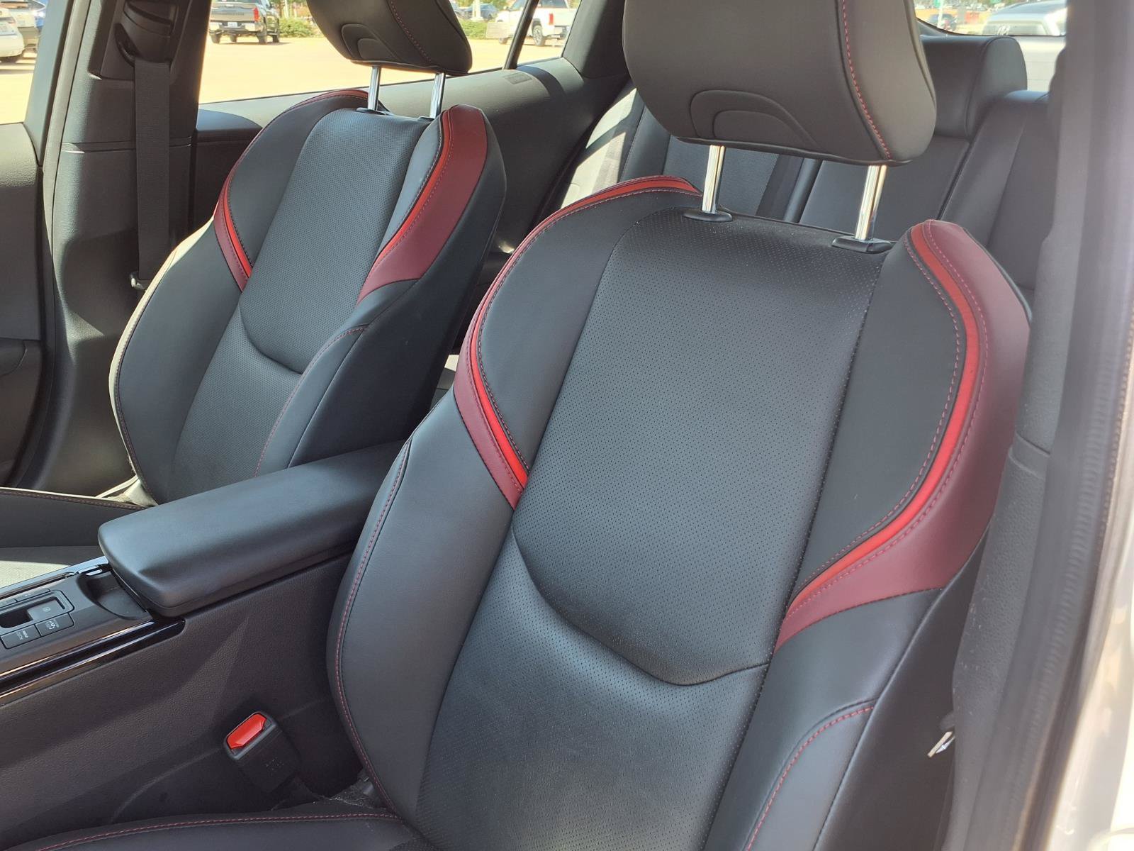 Certified 2024 Toyota Prius Prime FWD image 15