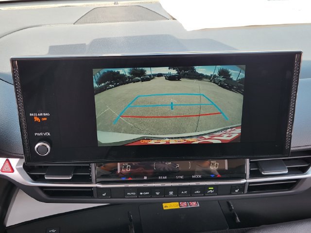 New 2026 Toyota Sienna XLE FWD image 13