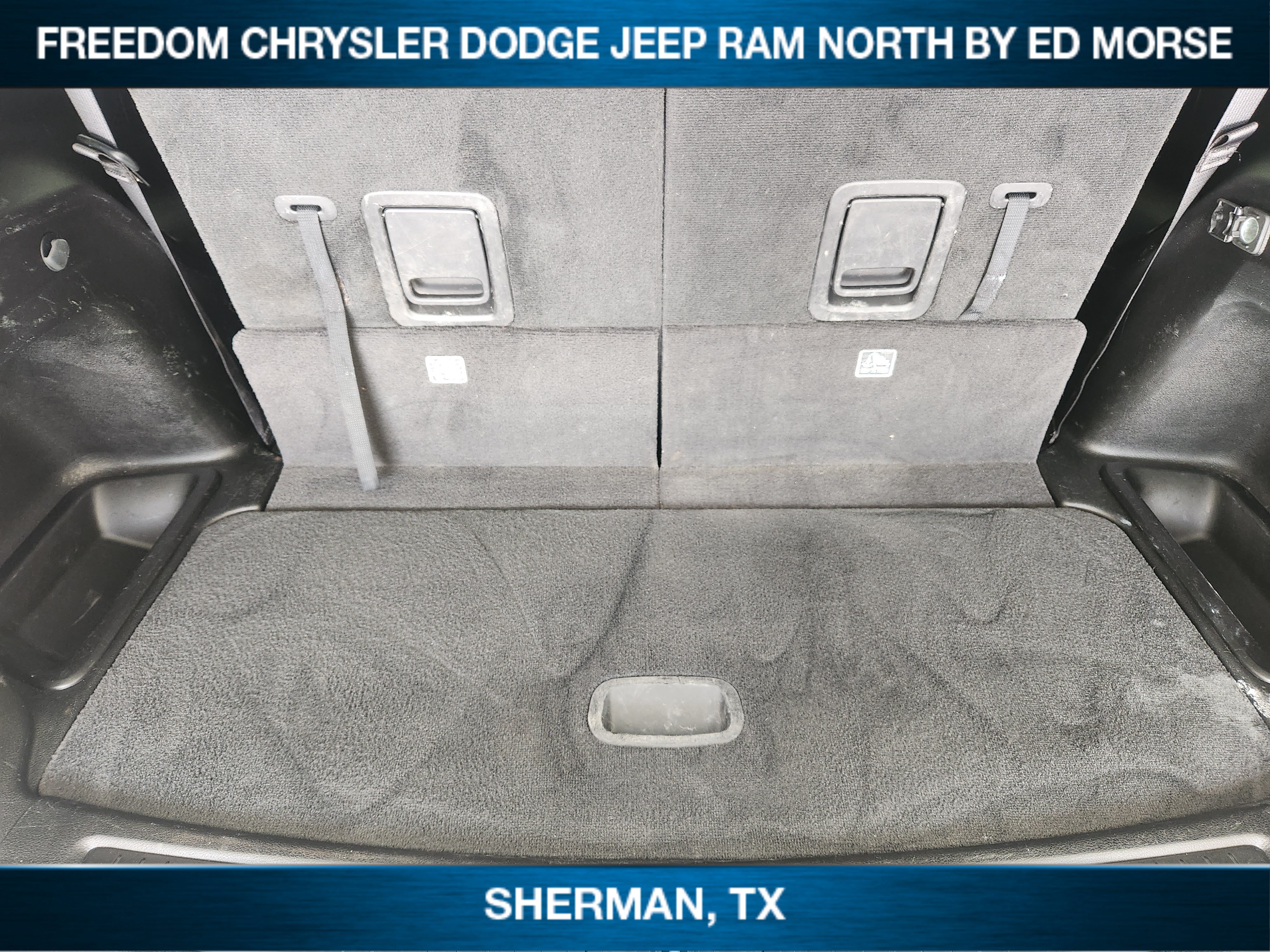 Used 2024 Jeep Grand Cherokee L Laredo AWD/4WD image 21