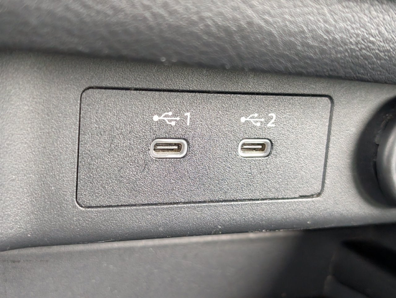 Used 2024 Nissan Rogue S AWD/4WD image 19