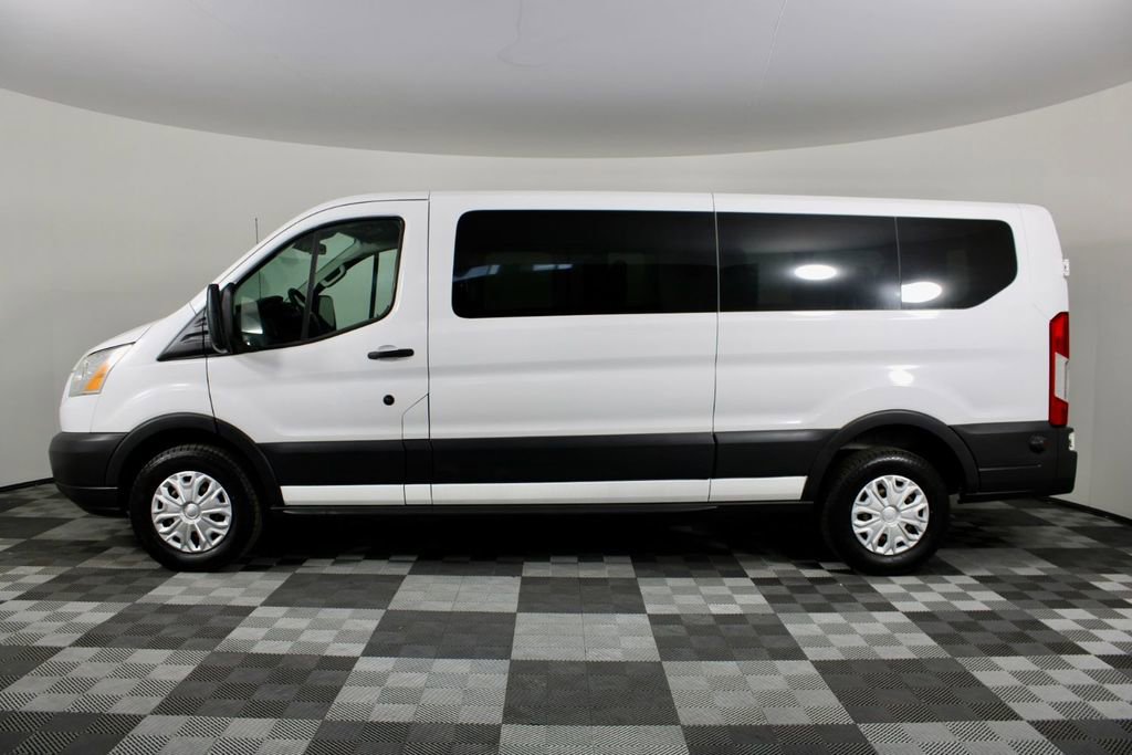 Used 2016 Ford Transit 350 XLT RWD image 4