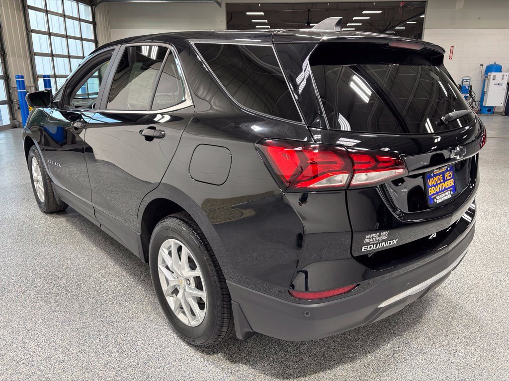 Used 2024 Chevrolet Equinox LT w/ LPO, Floor Liner Package AWD/4WD image 5
