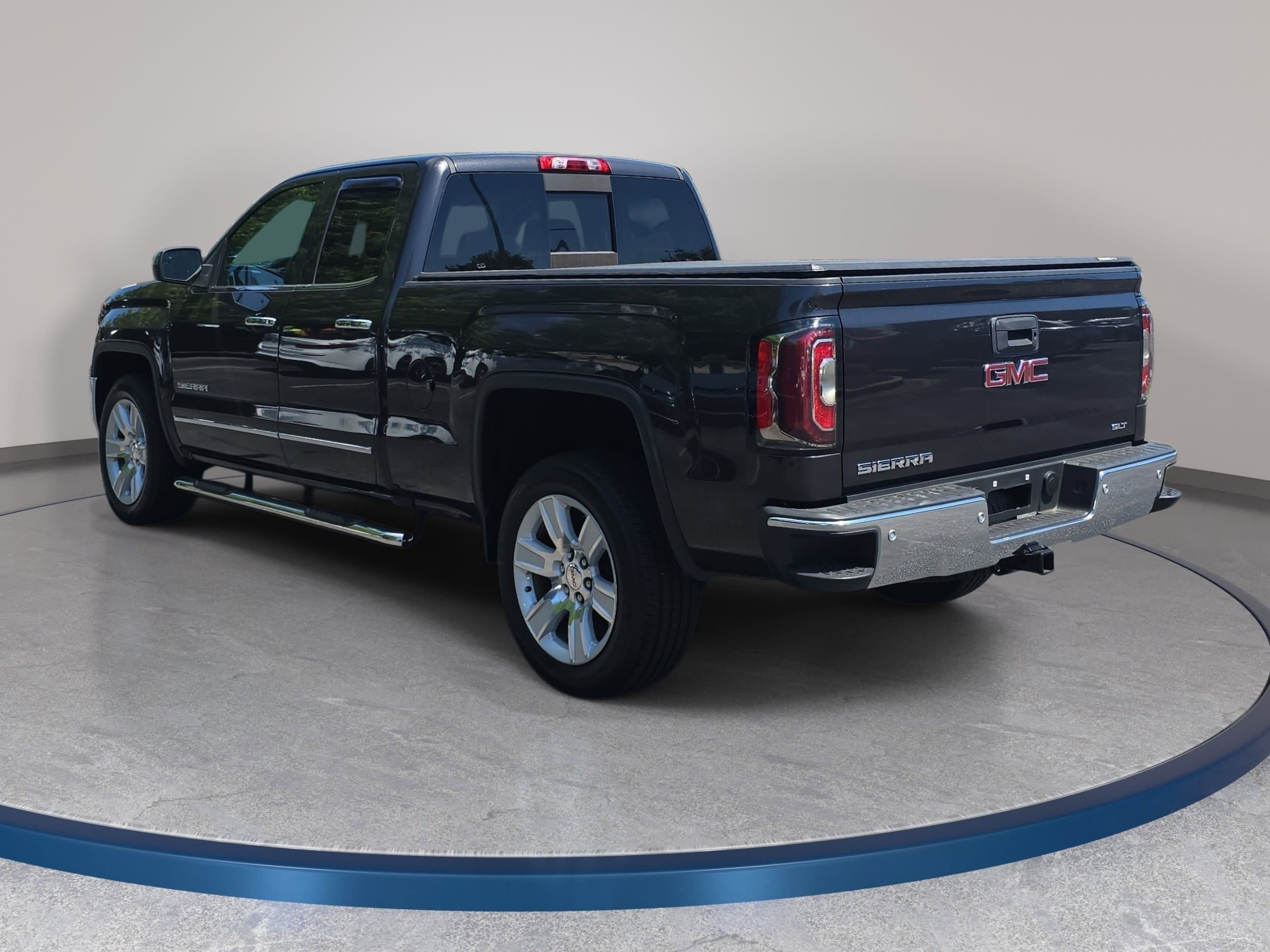 Used 2016 GMC Sierra 1500 SLT w/ Enhanced Driver Alert Package RWD image 7