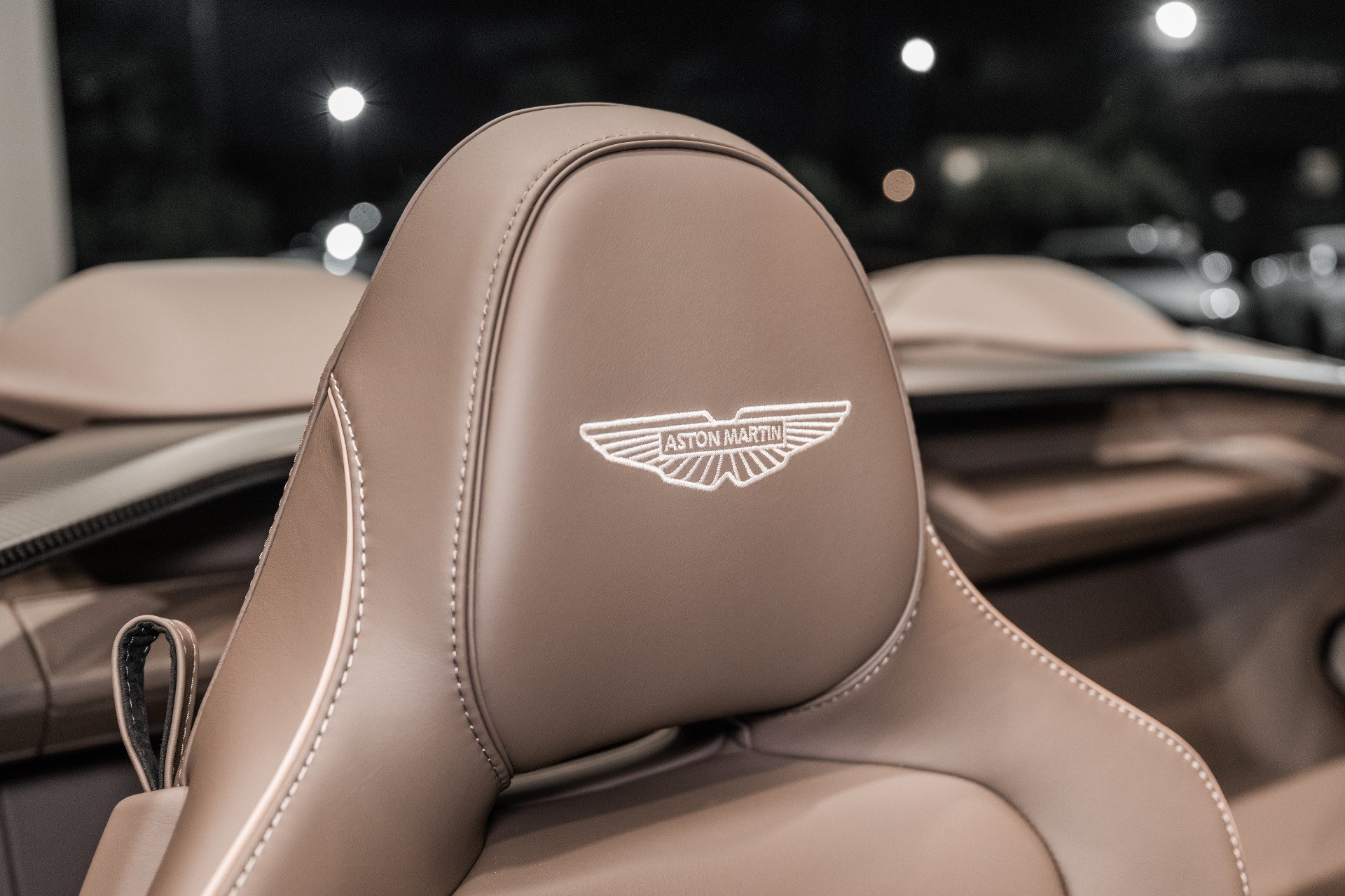 New 2026 Aston Martin Vanquish Convertible RWD image 6