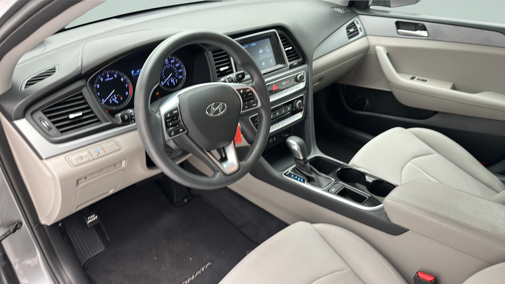 Used 2019 Hyundai Sonata SE FWD image 12