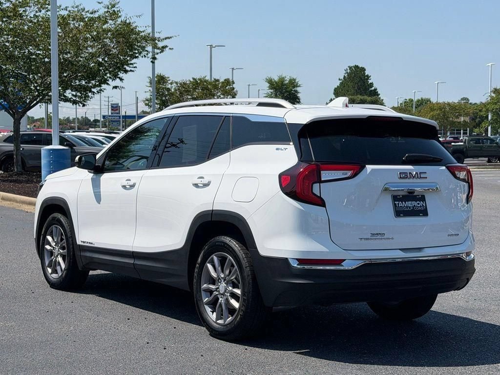 Used 2023 GMC Terrain SLT AWD/4WD image 8