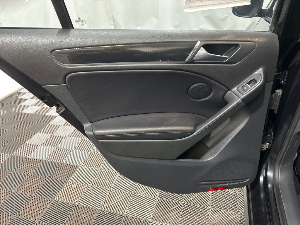 Used 2013 Volkswagen GTI Driver's Edition image 21