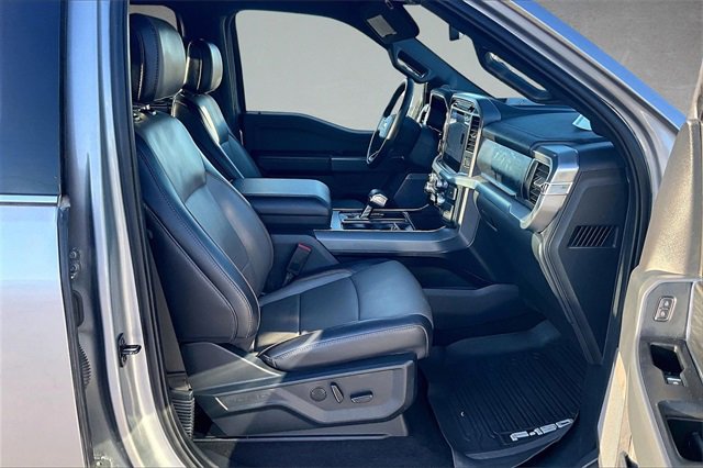 Used 2025 Ford F150 Lariat w/ FX4 Off-Road Package image 5