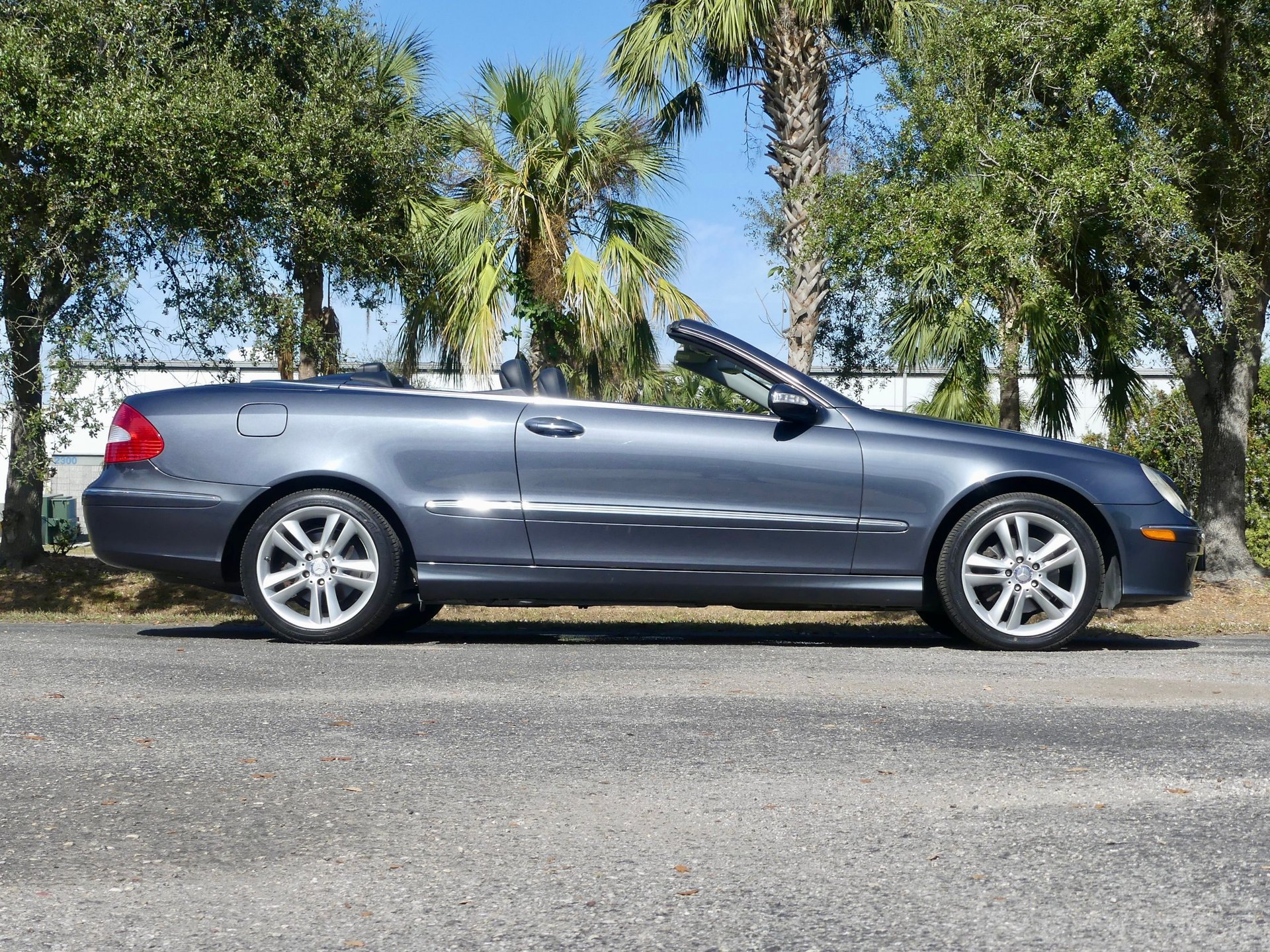 Used 2008 Mercedes-Benz CLK 350 Cabriolet image 30
