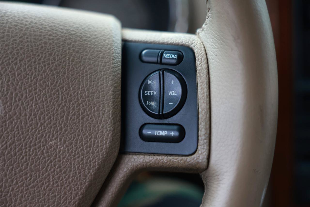 Used 2007 Ford Explorer Eddie Bauer RWD image 26