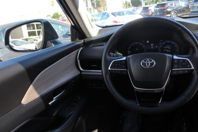 Certified 2025 Toyota Grand Highlander AWD image 48
