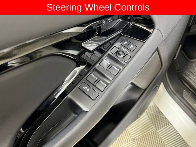 Used 2024 Land Rover Range Rover Evoque Dynamic SE image 13