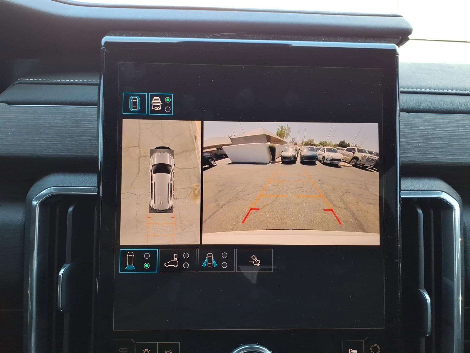 Used 2025 GMC Acadia Denali w/ Super Cruise Package FWD image 21