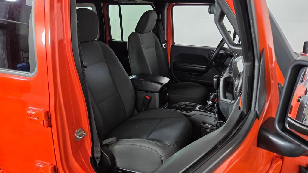 Used 2018 Jeep Wrangler Unlimited Sport S image 36