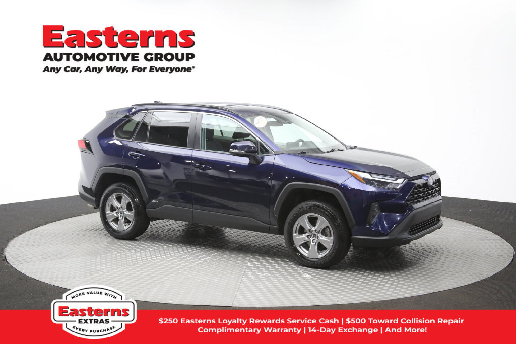 Used 2024 Toyota RAV4 XLE AWD/4WD image 47