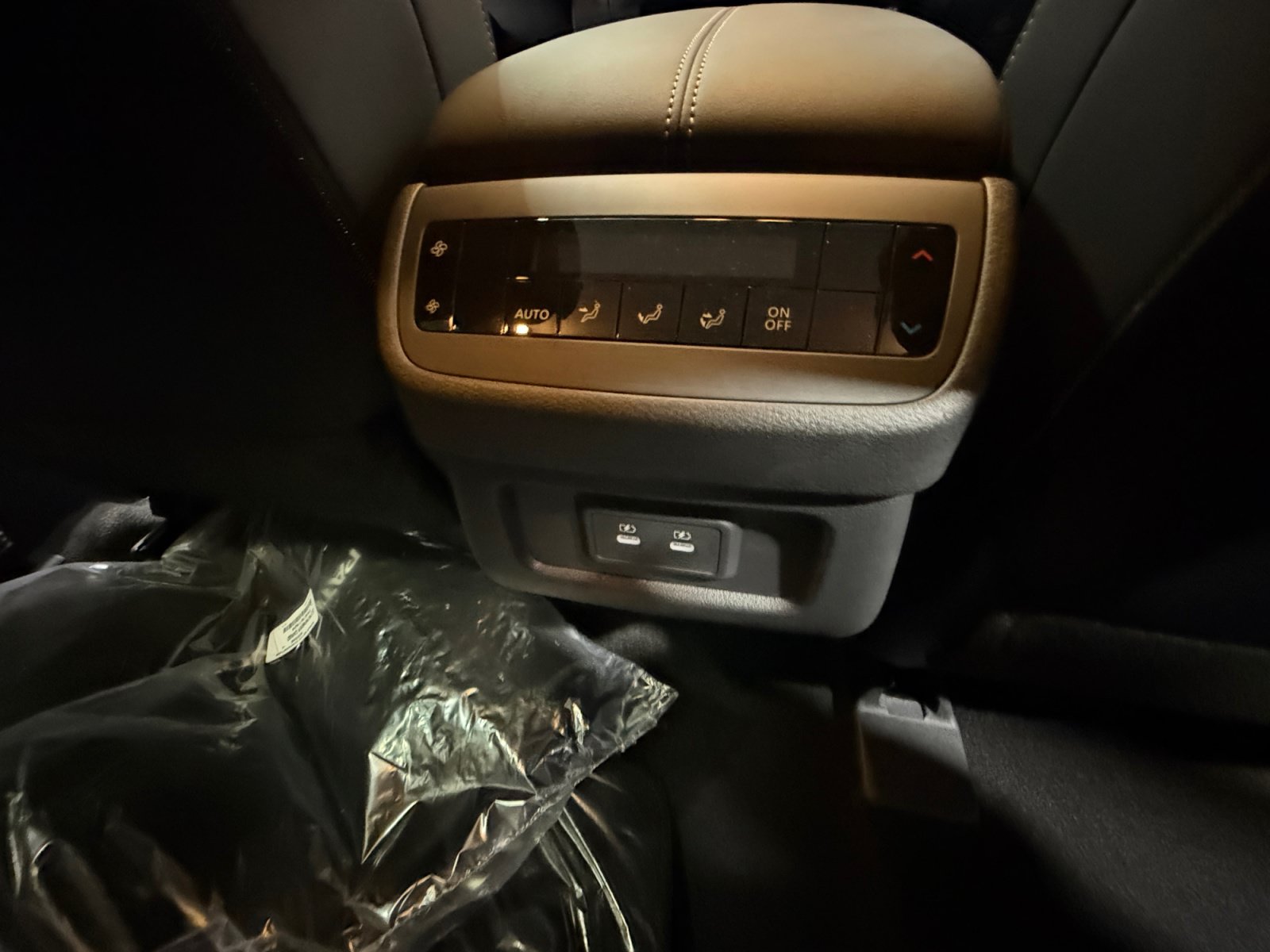 New 2026 Nissan Pathfinder SL AWD/4WD image 32