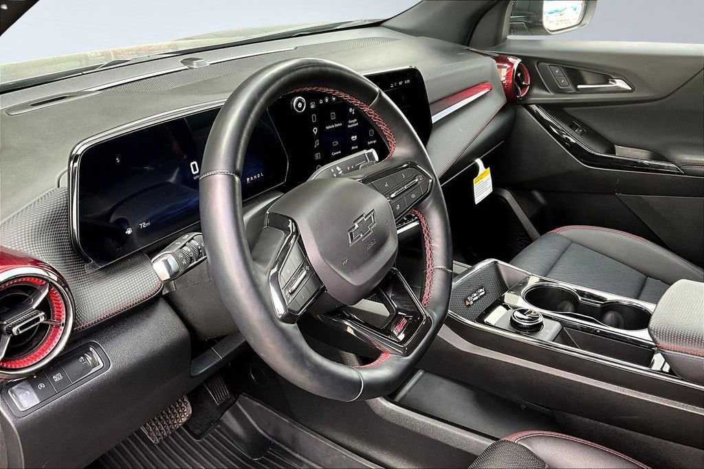 Used 2025 Chevrolet Equinox RS w/ Safety and Technology Package image 18