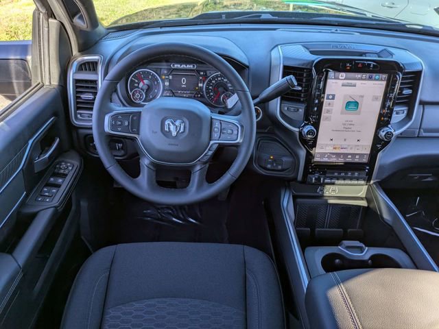 New 2026 RAM 3500 Big Horn AWD/4WD image 16