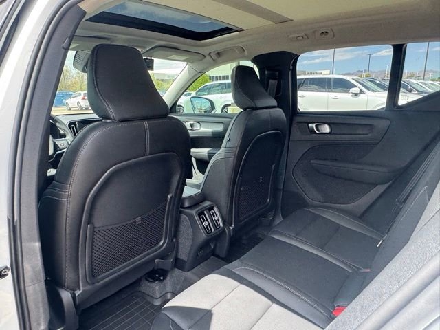 New 2025 Volvo XC40 B5 Core w/ Protection Package image 22