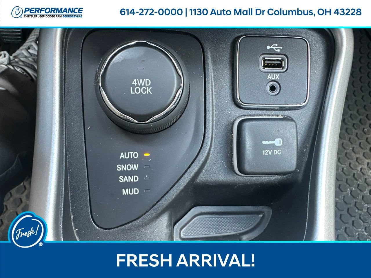 Used 2018 Jeep Compass Latitude w/ Popular Equipment Group AWD/4WD image 17