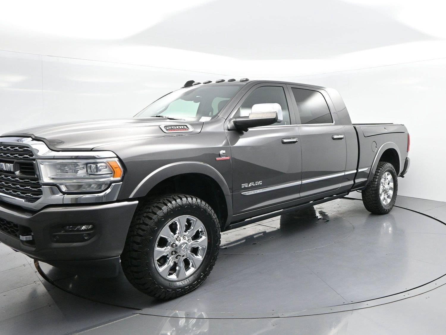 Used 2020 RAM 2500 Limited AWD/4WD image 3