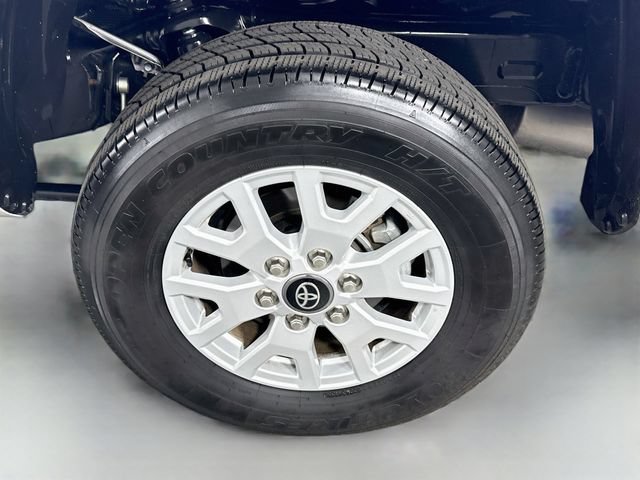 Certified 2026 Toyota Tacoma SR5 AWD/4WD image 30