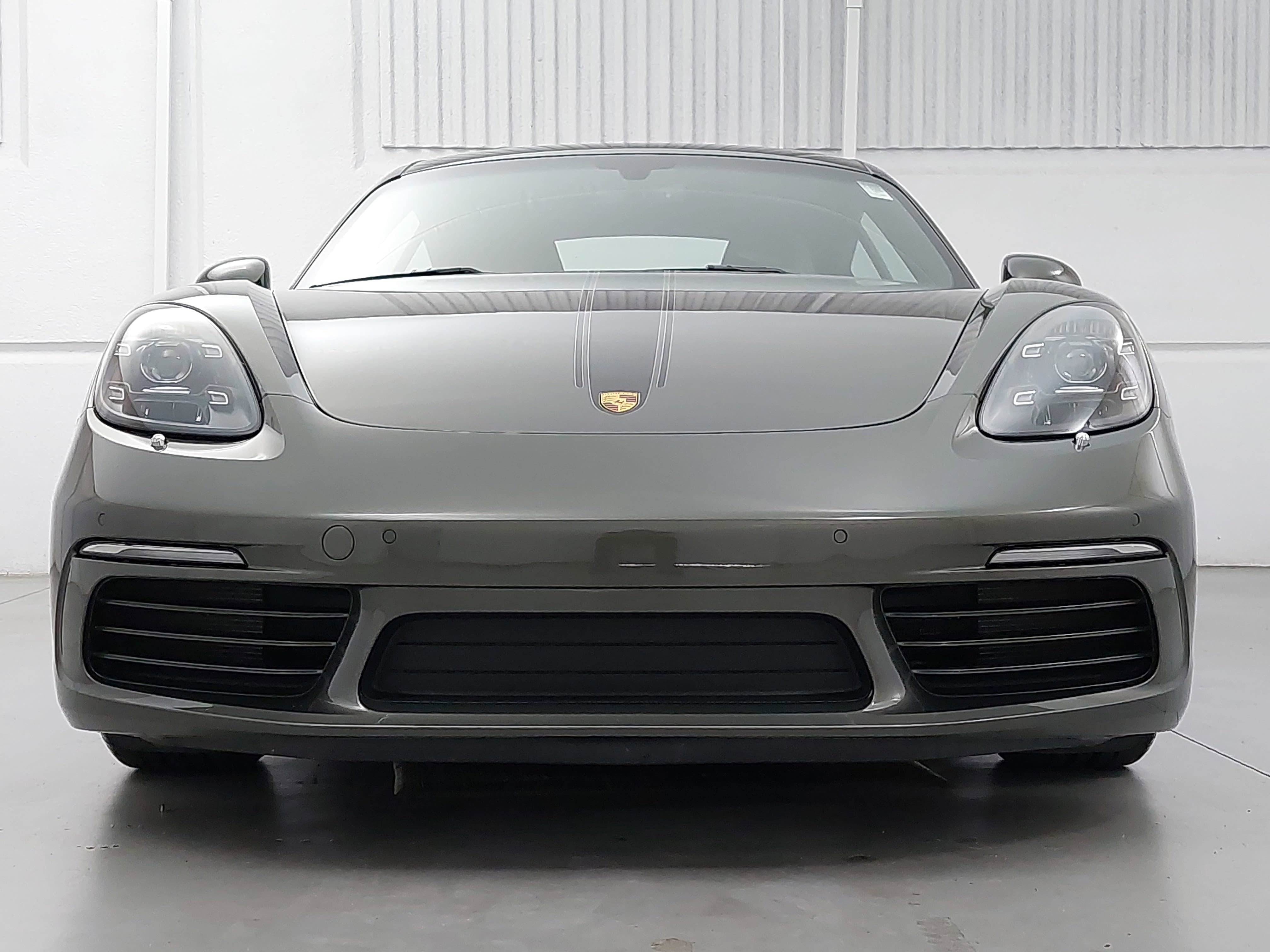 Certified 2024 Porsche 718 Cayman RWD image 10