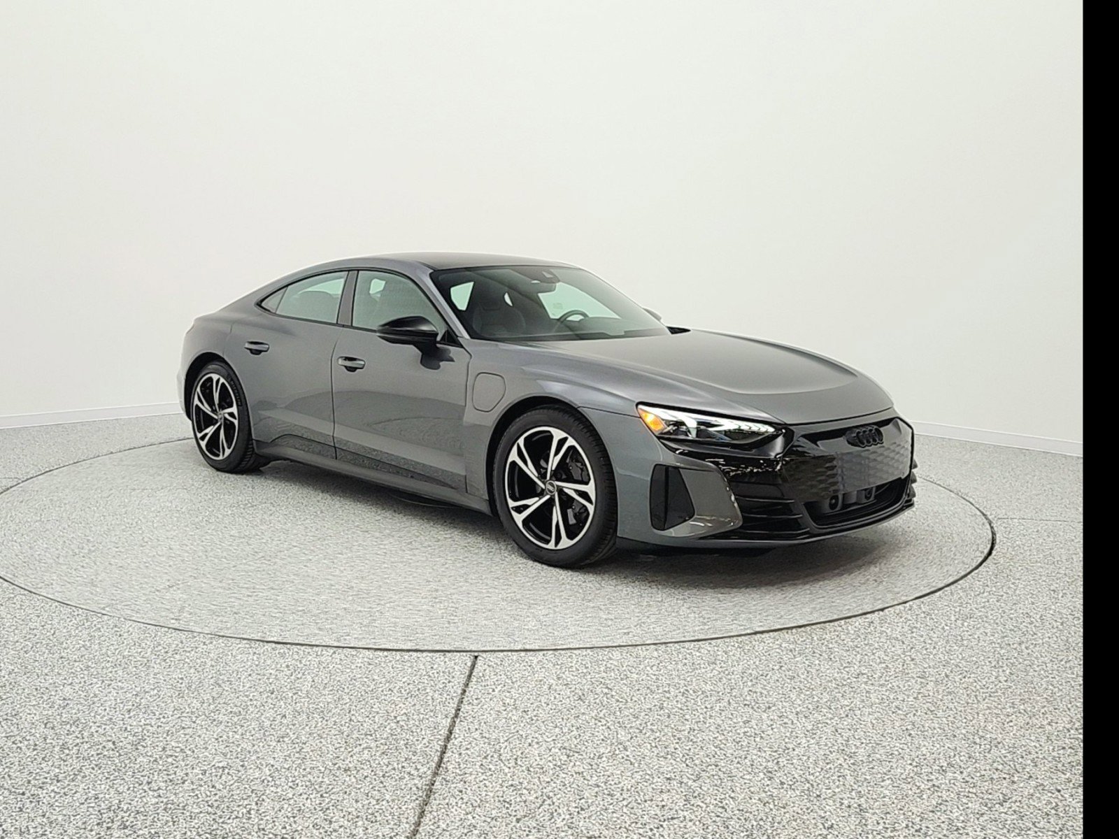 Used 2022 Audi e-tron GT Premium Plus w/ Performance Package image 3