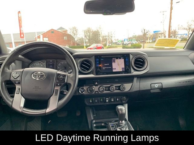 Used 2019 Toyota Tacoma TRD Off-Road w/ Technology Package image 16