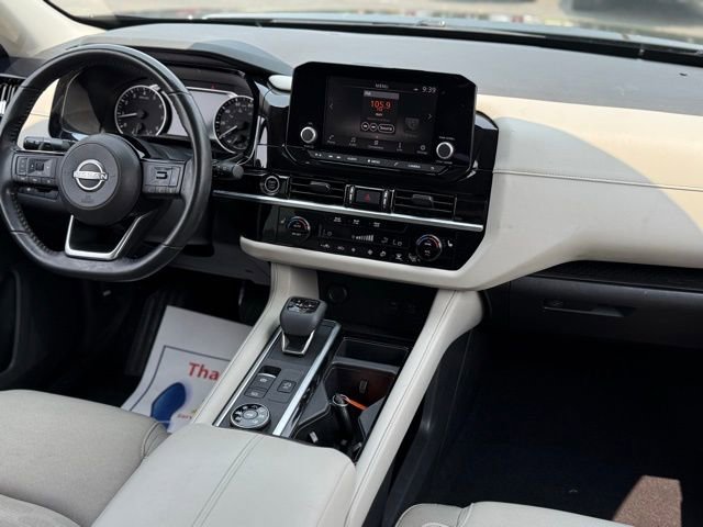 Used 2022 Nissan Pathfinder SV image 21