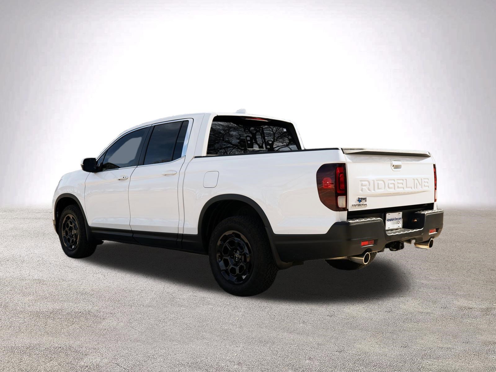 Certified 2025 Honda Ridgeline RTL+ image 9