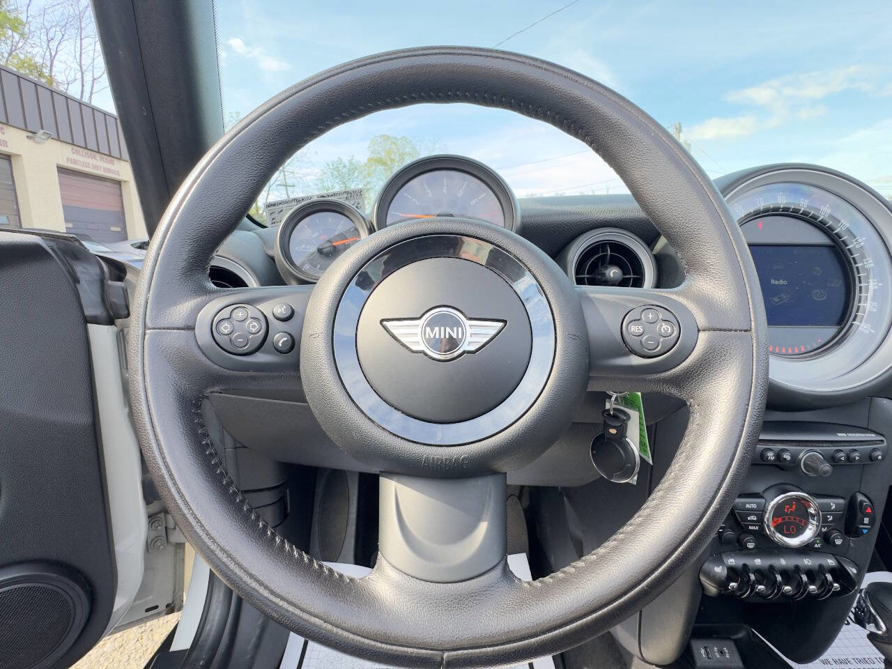 Used 2015 MINI Cooper Convertible image 19