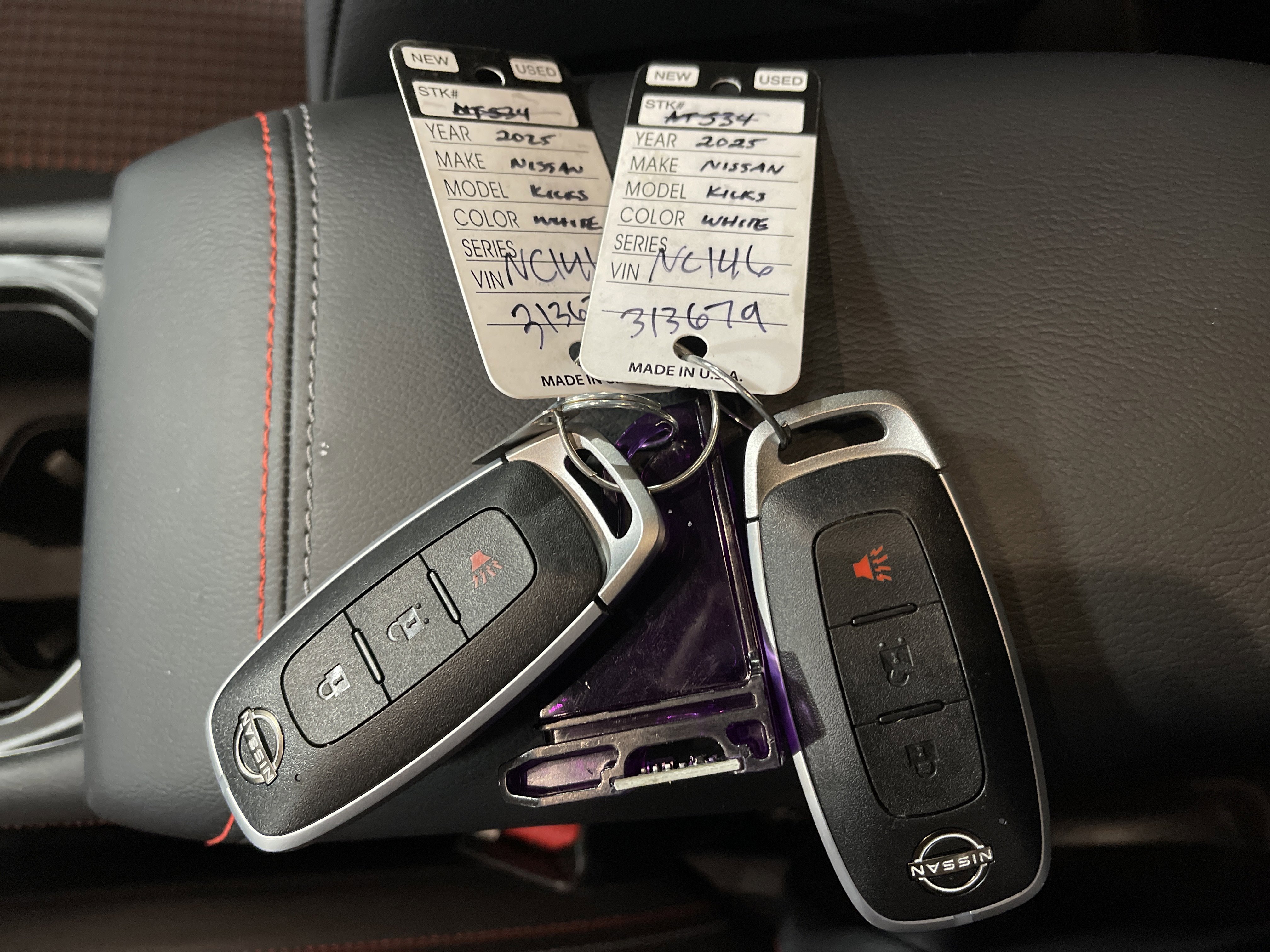 Used 2025 Nissan Kicks SR image 26