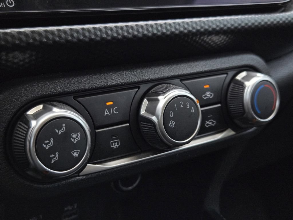 Certified 2024 Nissan Kicks SV FWD image 20