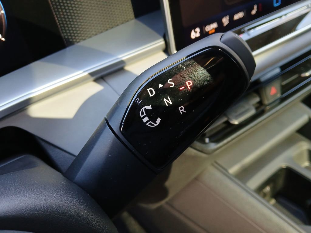 New 2026 Volkswagen Tiguan SE image 23