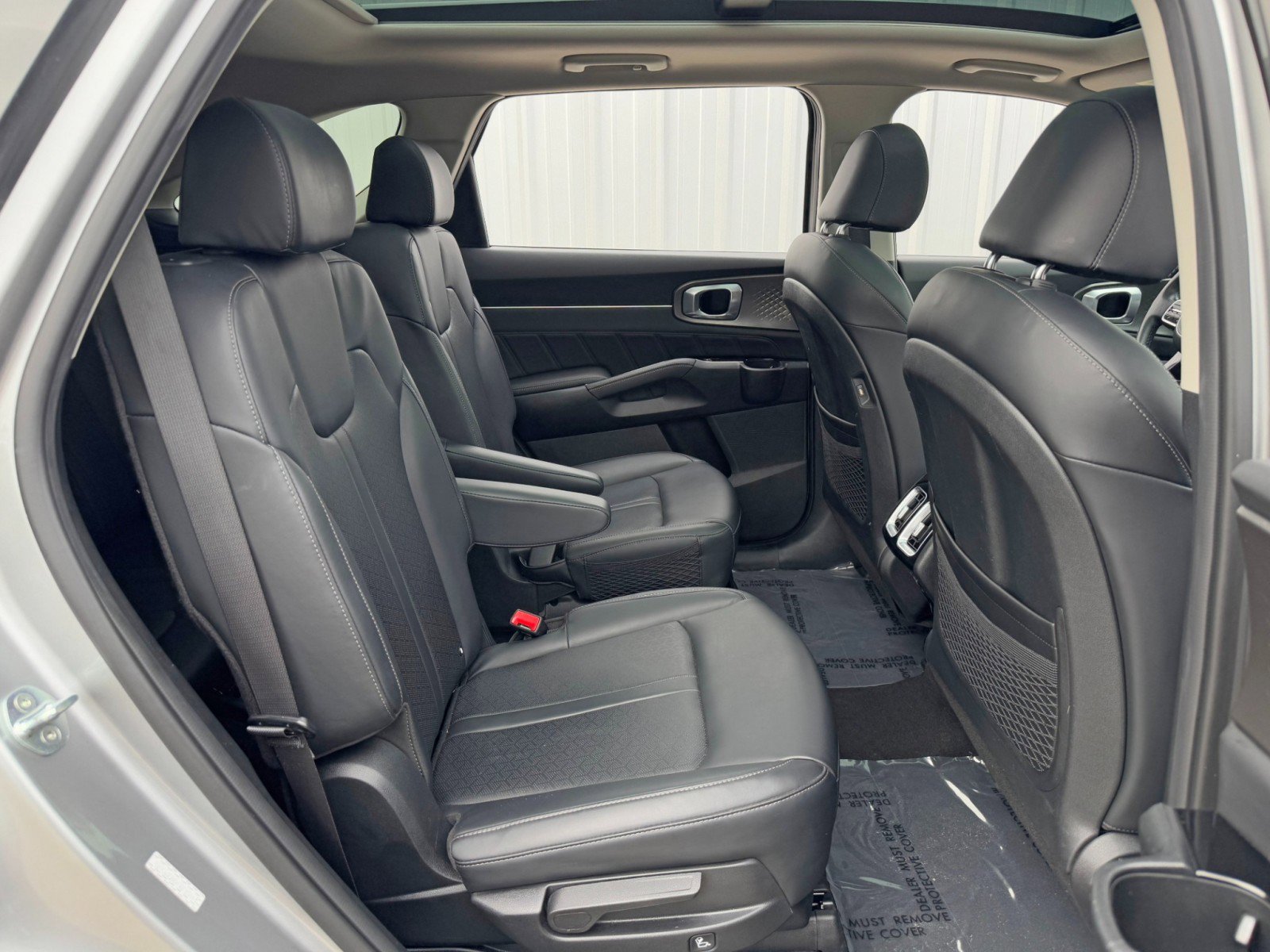 Used 2022 Kia Sorento SX w/ Panoramic Sunroof Package image 40