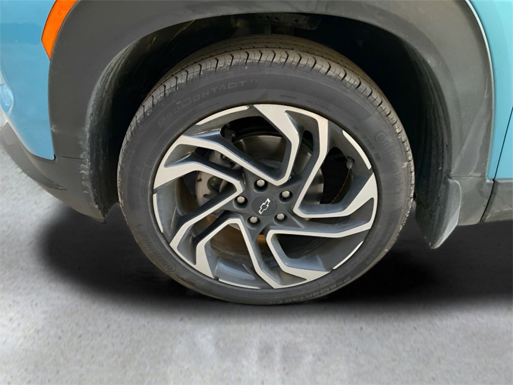 Used 2025 Chevrolet TrailBlazer RS w/ Convenience Package image 9