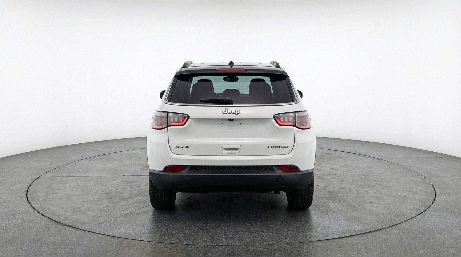 Used 2025 Jeep Compass Limited image 7