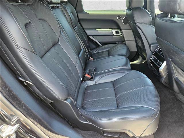 Used 2014 Land Rover Range Rover Sport HSE AWD/4WD image 22