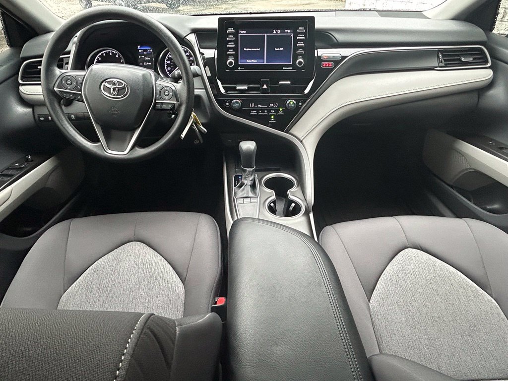 Used 2024 Toyota Camry LE FWD image 10