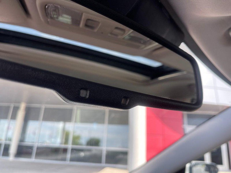 Used 2017 Honda Civic Touring image 34